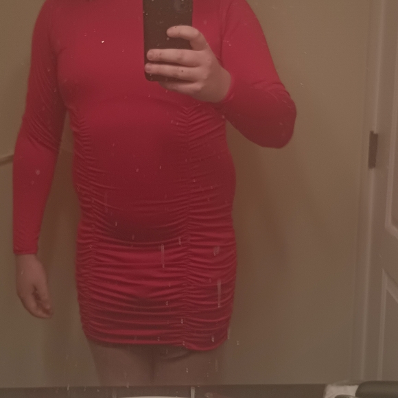 Meet your Posher, Lizzie - Picture 3 of 3